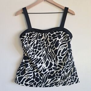Miraclesuit Women's 12 Tankini Top Black White Slimming Swimsuit Animal Print